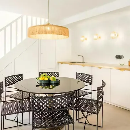 Roma Essence Apartament *